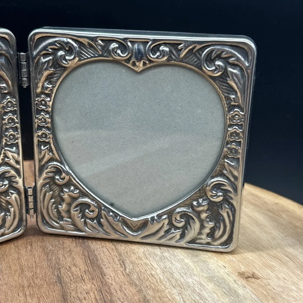 silver plated Hearts Picture Attached Frames